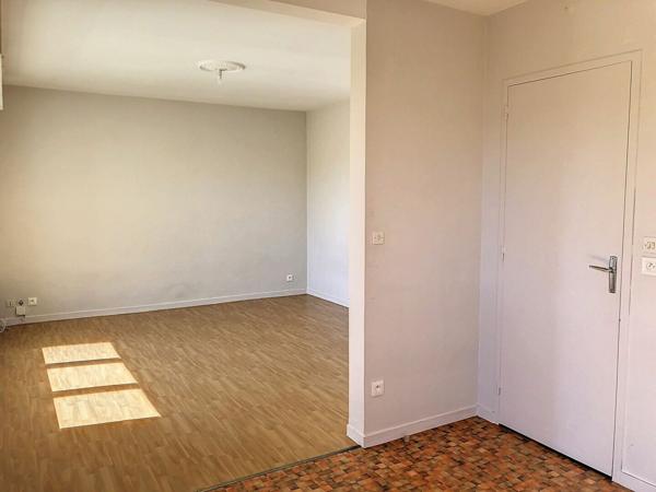Appartement à louer    1 pièce • 31,70 m2 Olivet