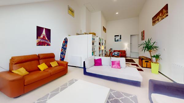 Maison 10 pièces 253.93 m2