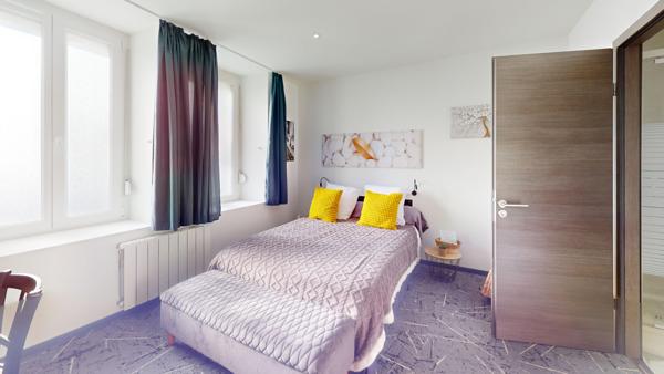 Maison 10 pièces 253.93 m2