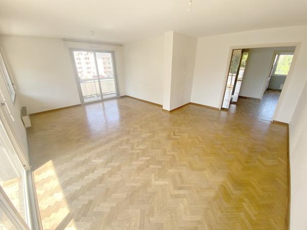 T3 lumineux avec balcon   Triangle d'Or Annecy   Travaux vot