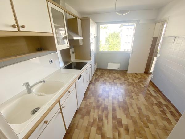 T3 lumineux avec balcon   Triangle d'Or Annecy   Travaux vot