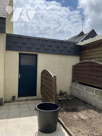 LARMOR PLAGE - Maison  de 109 m² habitable sur terrain de 512 m² 