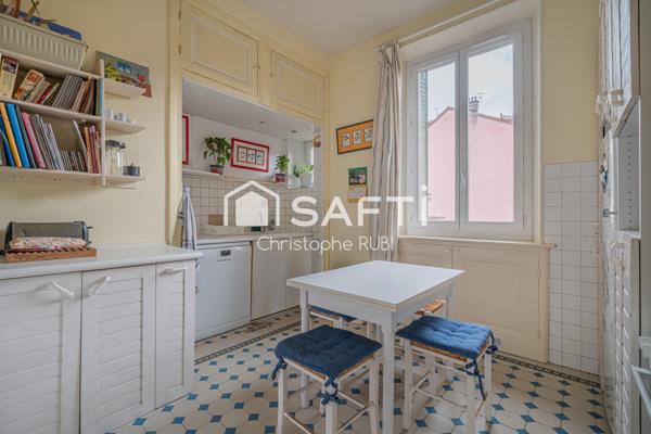 Appartement - 5 pièces - 125 m²