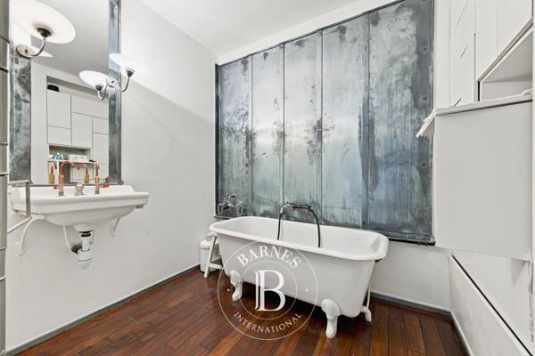 Paris 2ème, Appartement 1 Chambre -  66 m² à vendre