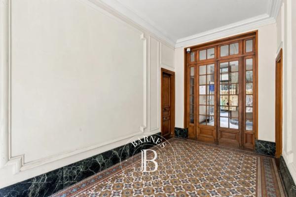 Paris 2ème, Appartement 1 Chambre -  66 m² à vendre