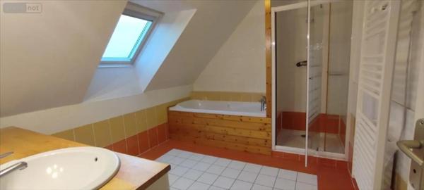 Location - Maison Renac 35660 5 pièces 98 m 2 1700 m 2