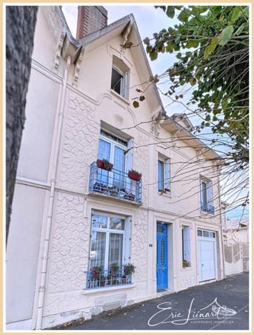 Maison à vendre 9 pièces SAINT MAIXENT L'ECOLE (79)