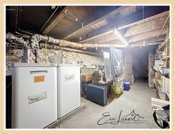 Maison à vendre 9 pièces SAINT MAIXENT L'ECOLE (79)