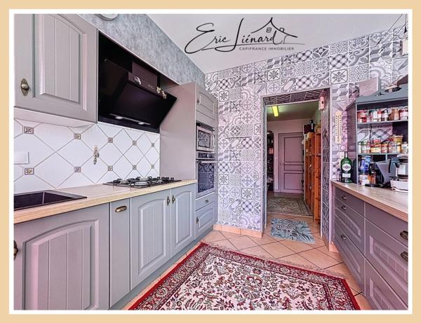 Maison à vendre 9 pièces SAINT MAIXENT L'ECOLE (79)