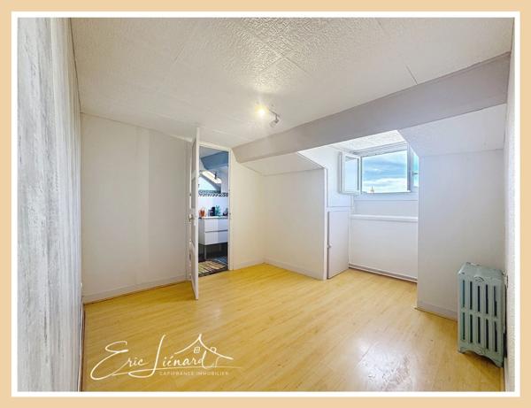 Maison à vendre 9 pièces SAINT MAIXENT L'ECOLE (79)