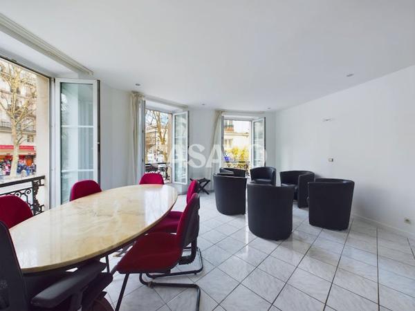 Vente Appartement 2 pièces de 56m² - 75018 Paris