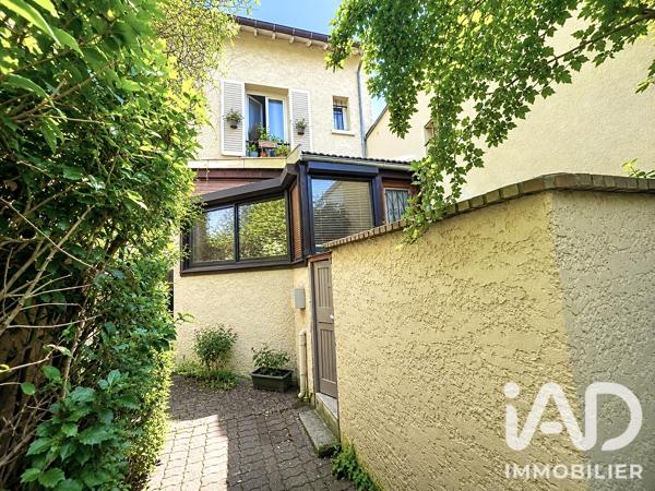 Maison à vendre 4 pièces 80,39 m² Saint-Leu-la-Forêt