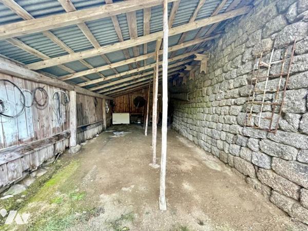 A VENDRE GRANGE / ETABLE SECTEUR FONTANS - 130 M²