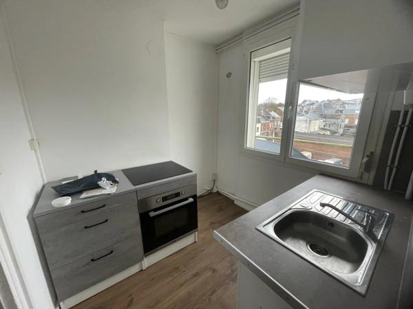 Location Appartement 3 pièces 53 m2 à Saint-Quentin