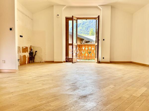 Les Houches – Chalet ( immeuble) d’investissement composé de 5 appartements – 5 garages – Vue Mont-Blanc.