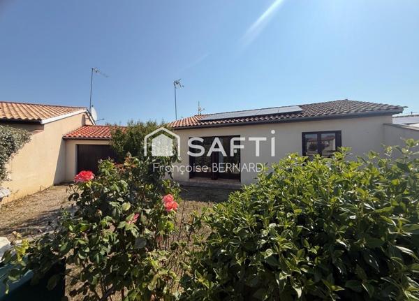 Villa de plain pied avec jardin, garage et terrasse