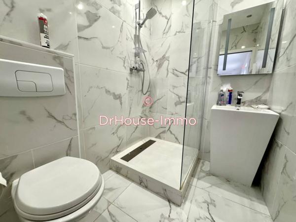 Immeuble à vendre 7 pièces de 240 m²