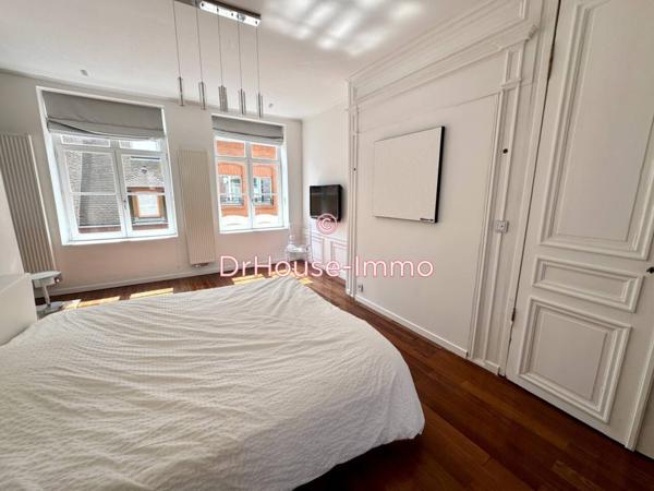 Immeuble à vendre 7 pièces de 240 m²