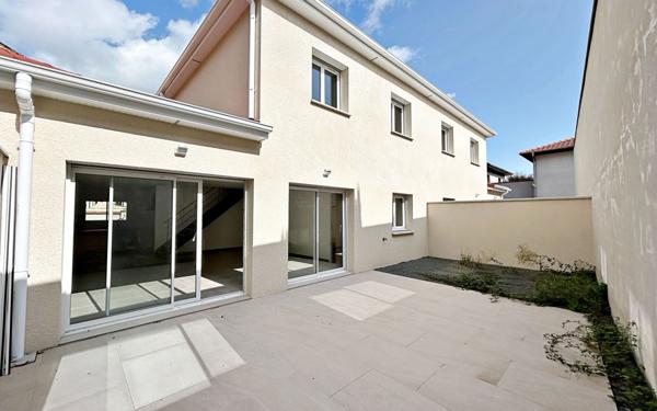 Maison à vendre    4 pièces •  Roanne