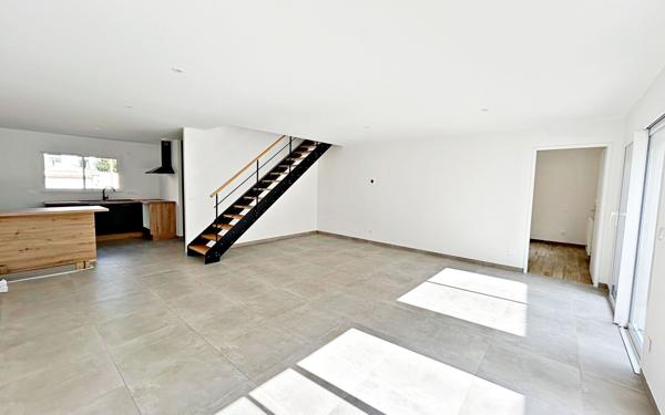 Maison à vendre    4 pièces •  Roanne