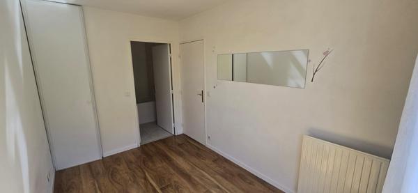 Appartement Bussy Saint Georges 2 pièce(s) 36,66 m2 + parking boxé