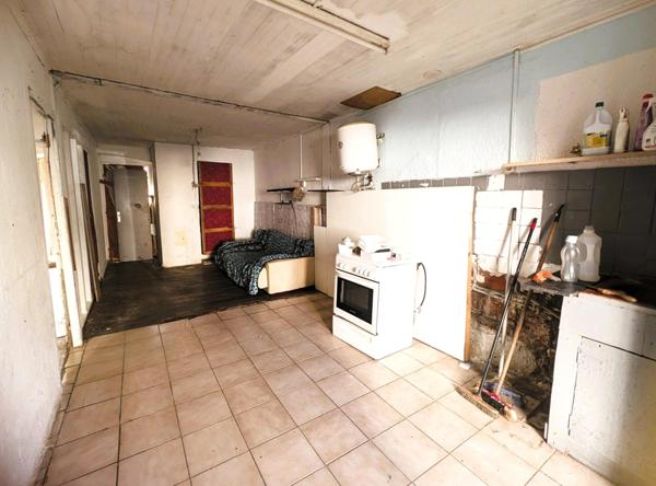 À vendre - Maison ancienne, 2 pièces située à Villeneuve-sur-Lot (47300)