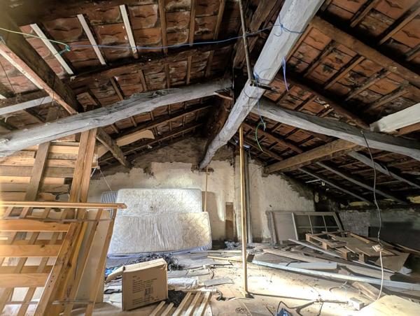 À vendre - Maison ancienne, 2 pièces située à Villeneuve-sur-Lot (47300)