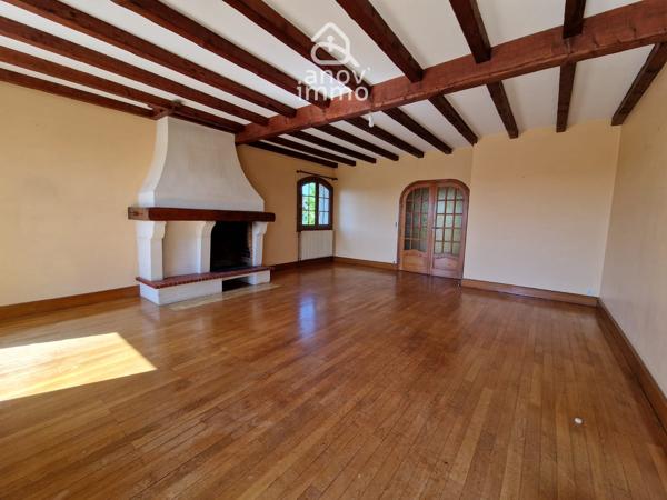 Maison
                                                                                                                                                                                                                                                                                                                        7 pièce(s)                                                                                                                                                                                                          4 chambre(s)                                                                                                                                                                                                          170  m²