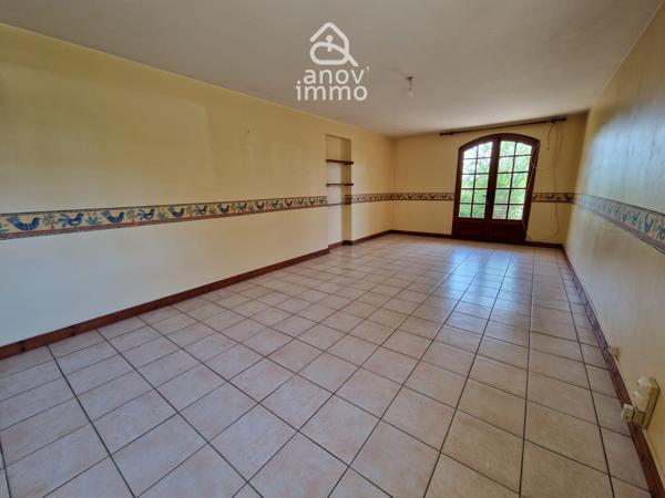 Maison
                                                                                                                                                                                                                                                                                                                        7 pièce(s)                                                                                                                                                                                                          4 chambre(s)                                                                                                                                                                                                          170  m²