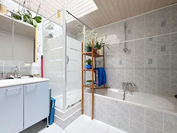 Maison Vertou - Beautour, 2 chambres, et bureau - commodités