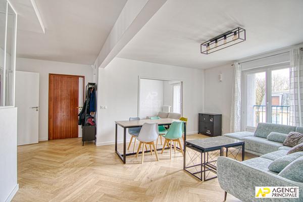 Versailles Avenue de Paris Appartement 6 pièces 138 m² situé au 3ème et dernier étage avec ascenseur, cave et parking en sous-sol €998 000 ** - Référence 25892