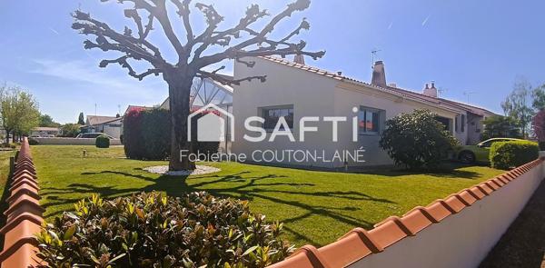 Exceptionnelle maison d'architecte au Poiré sur Vie