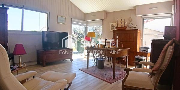 Exceptionnelle maison d'architecte au Poiré sur Vie
