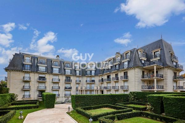 DEAUVILLE - RESIDENCE PRESTIGIEUSE - STUDIO AVEC BALCON ET CAVE