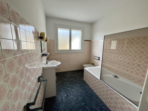 Maison à louer |  La Chapelle-des-Pots |  4 pièces | 109 m²
