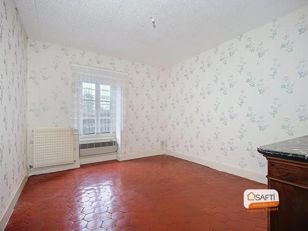 Maison ancienne à rénover - volumes et potentiel