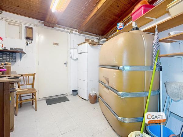 Maison ancienne à rénover - volumes et potentiel