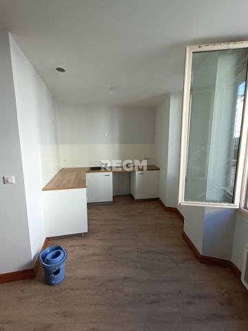 Périgueux (24000) APPARTEMENT 4 Pièces 91M2