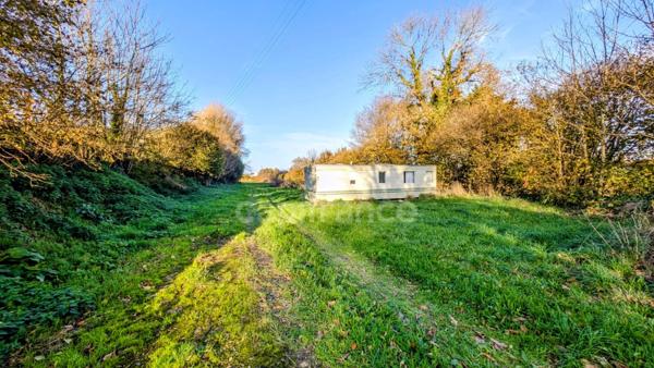 Corps de ferme à rénover - Maison 130 m² - Terrain 9350 m² LESNEVEN (29)