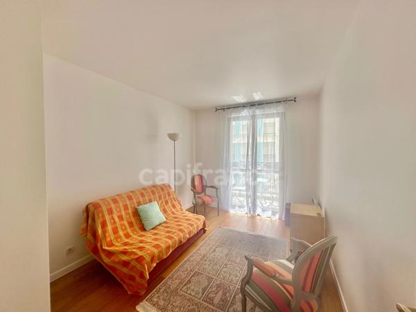 Bel Appartement avec terrasse au cœur de ville proche de tout.