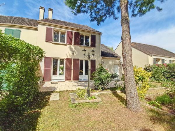 Vente Maison95 m² - 5 Pièces - AMILLY (45200)