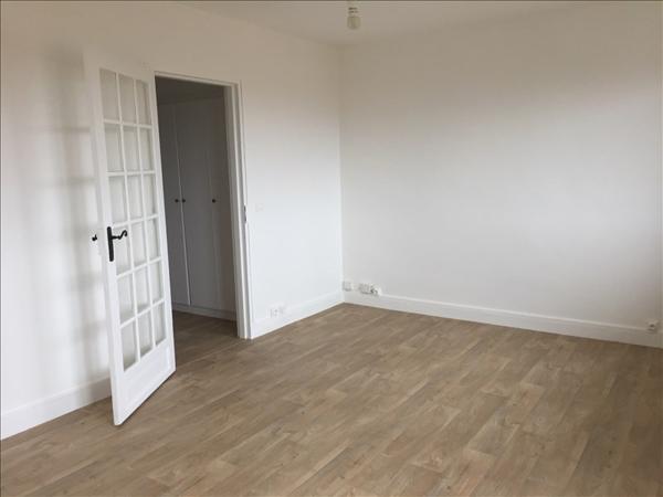 3 pièces avec vue sur les collines