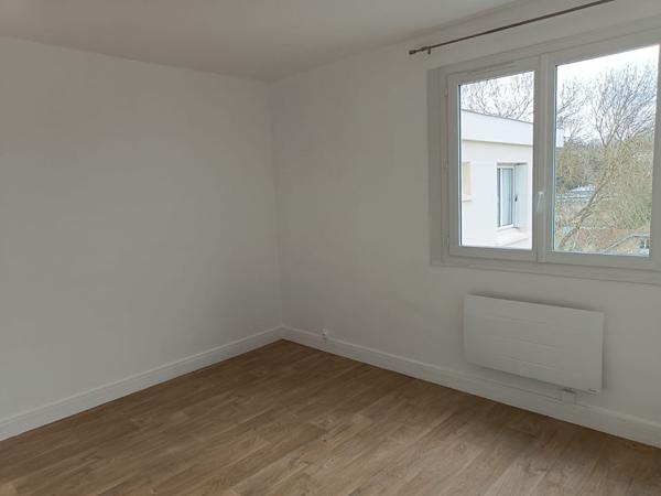 3 pièces avec vue sur les collines