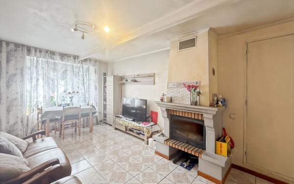 Maison à vendre    4 pièces •  Tillay-le-Péneux