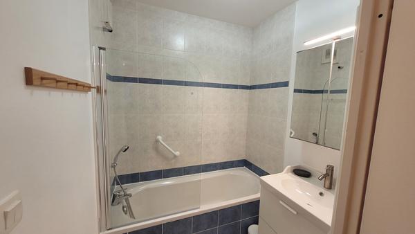 Appartement T3 meublé de 62m² - Secteur Doutre