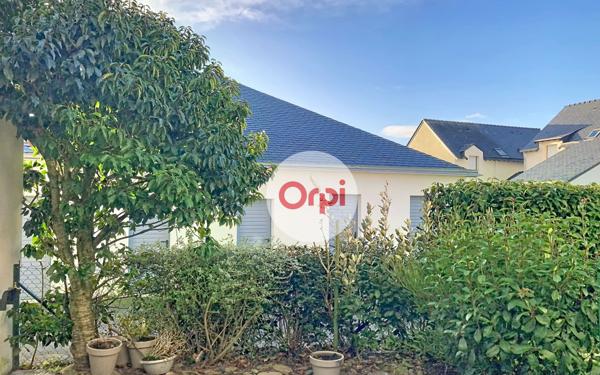 Maison à louer    4 pièces •  Ambon