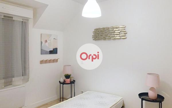 Maison à louer    4 pièces •  Ambon