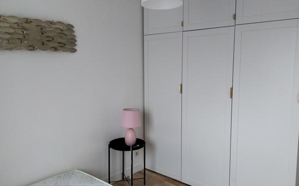 Maison à louer    4 pièces •  Ambon