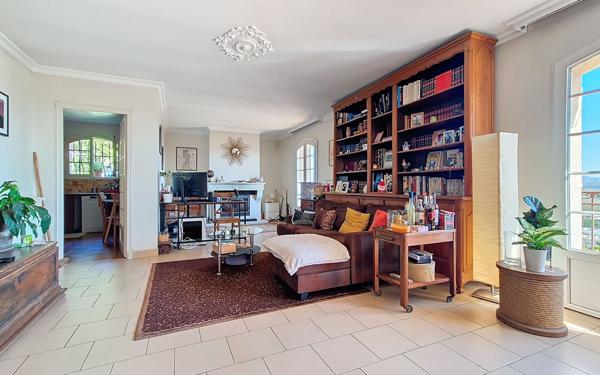 Maison à vendre    4 pièces • 125 m2 Mandelieu-la-Napoule