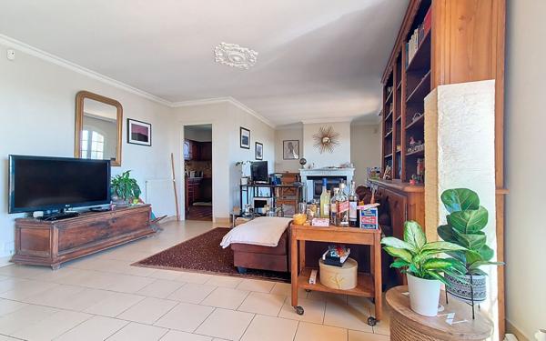 Maison à vendre    4 pièces • 125 m2 Mandelieu-la-Napoule